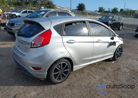 2015 Ford Fiesta Se из США, поврежденный, VIN 3FADP4EJ4FM140859